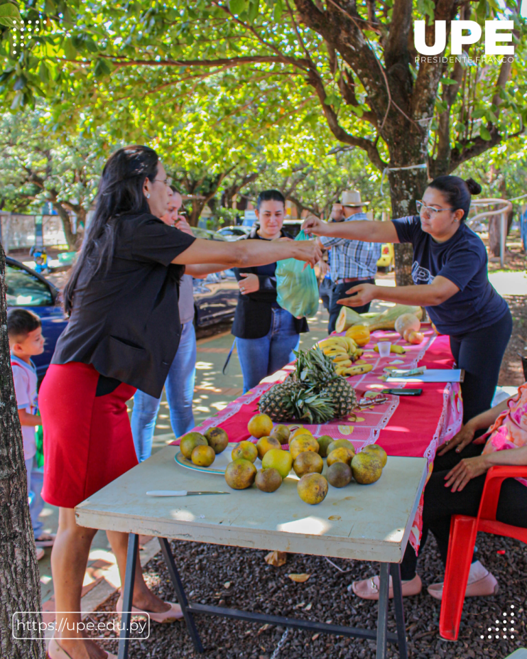 Feria de Frutas de la Carrera de Agronomía 